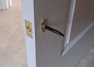 internal door lock fitting Chesterfield