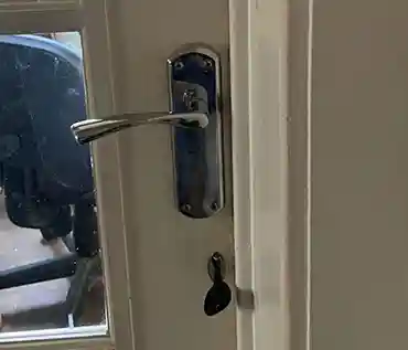 internal door lock fitting Rotherham